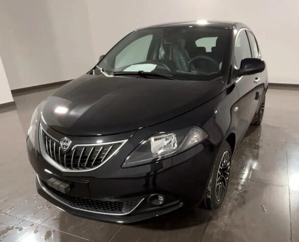 Lancia Ypsilon 1.0 FireFly 5 porte S&S Hybrid Platino