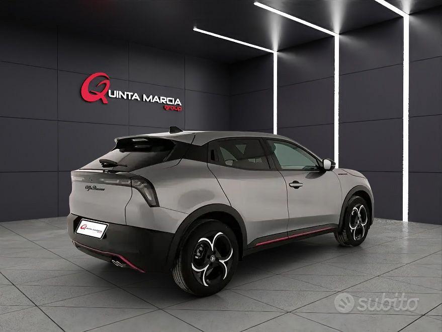 Alfa Romeo Junior 1.2 145 cv HYBRID SPECIALE KM0