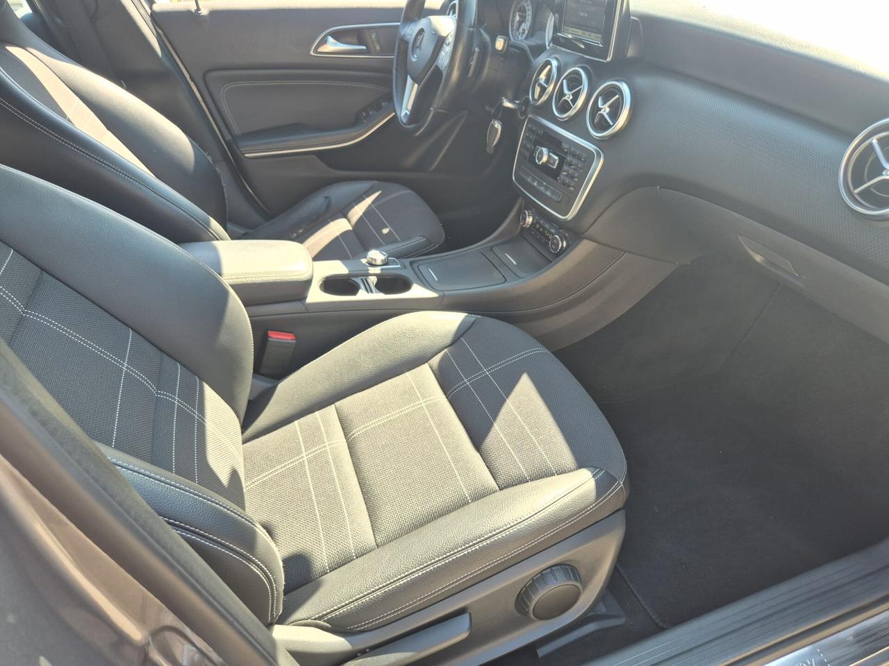 Mercedes-benz A 180 CDI BlueEFFICIENCY Automatic Premium