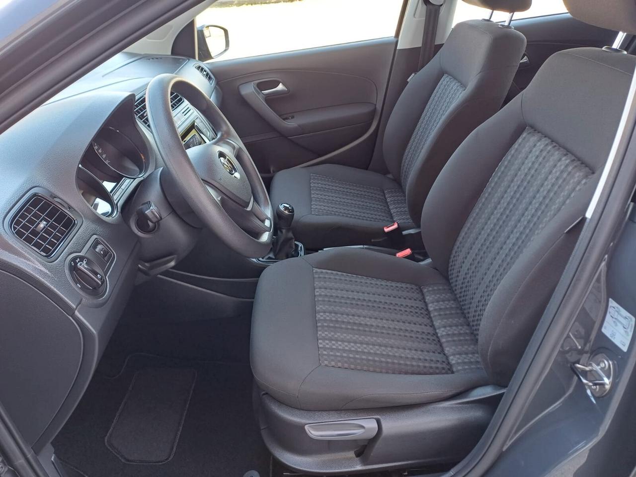 Volkswagen Polo 1.0 MPI 60 cv 5 porte Trendline