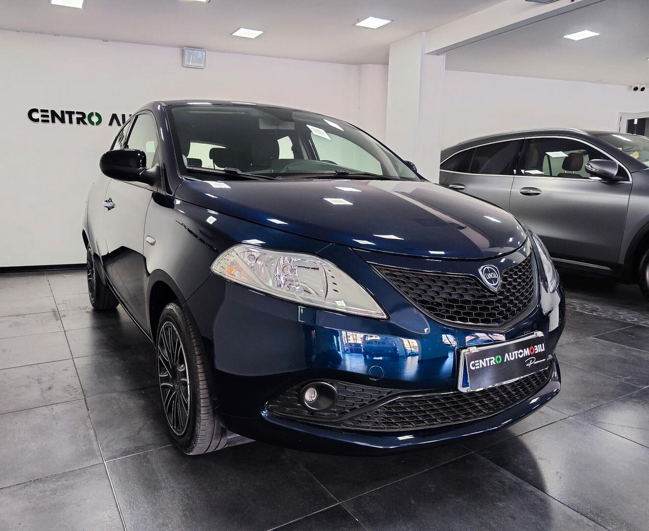 Lancia Ypsilon 1.0 5 porte Hybrid Ecochic Gold UNICO PROPRIETARIO