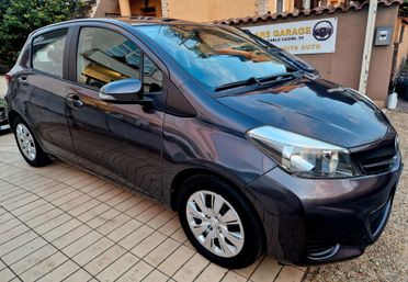 Toyota Yaris 1.0 5 porte Lounge