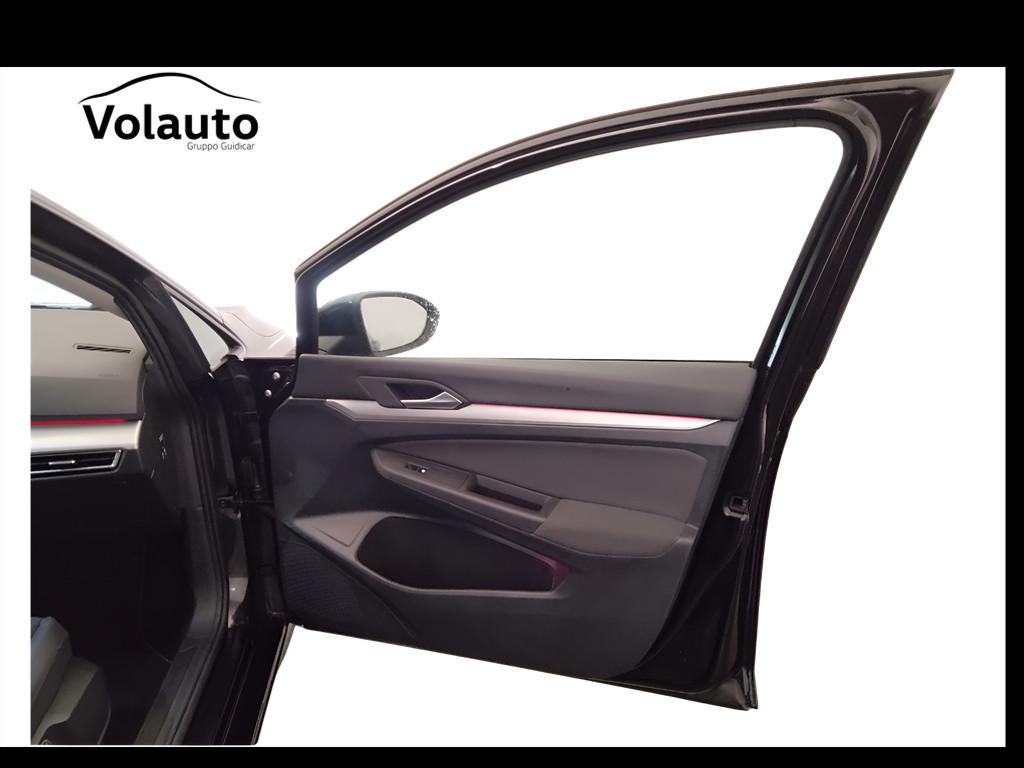 VOLKSWAGEN Golf VIII 2020 - Golf 1.0 etsi evo Life 110cv dsg