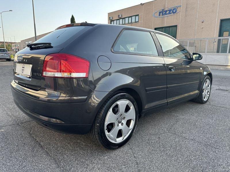 Audi A3 A3 1.9 tdi Ambition 105cv
