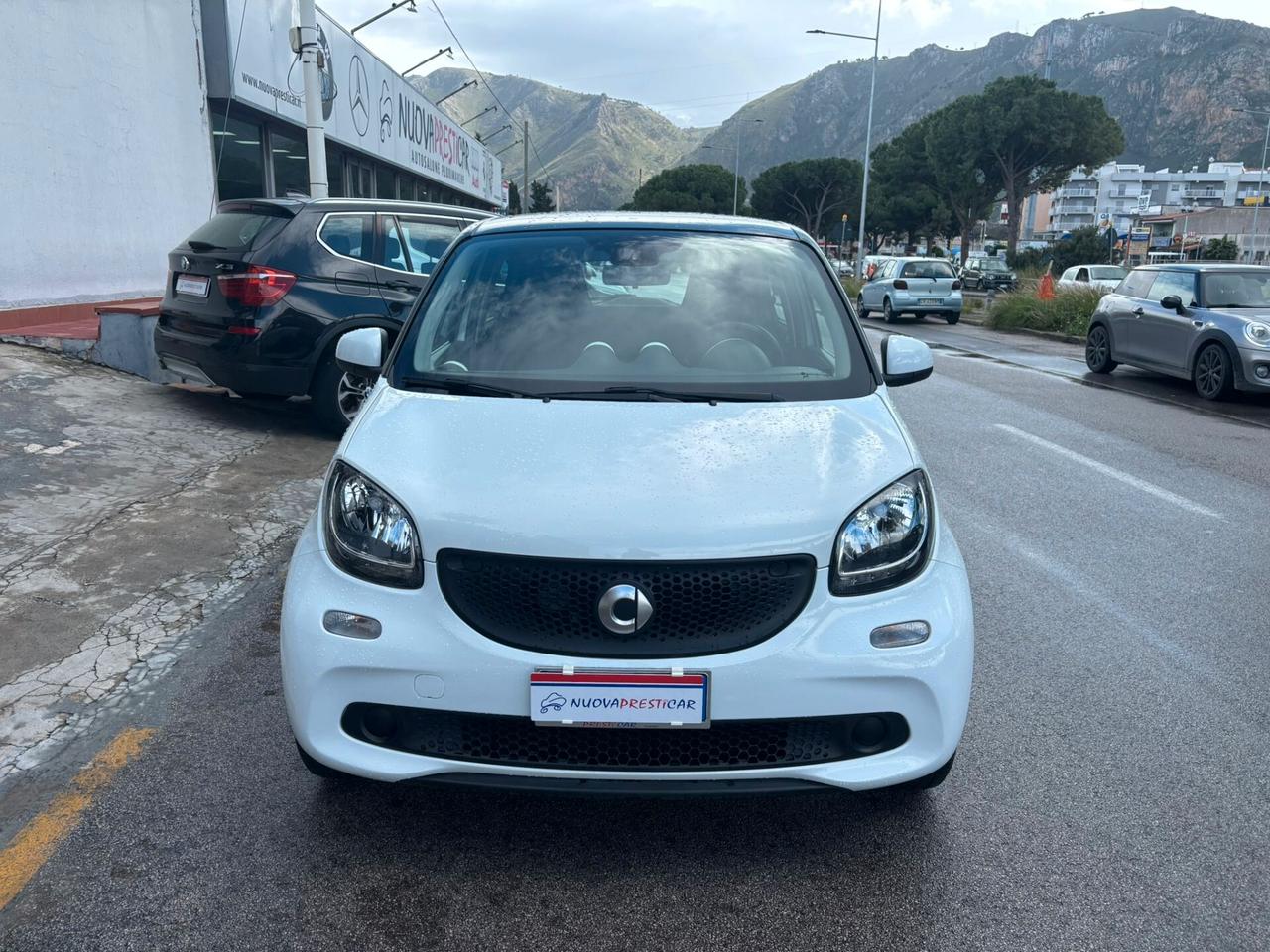 Smart ForFour 1.0