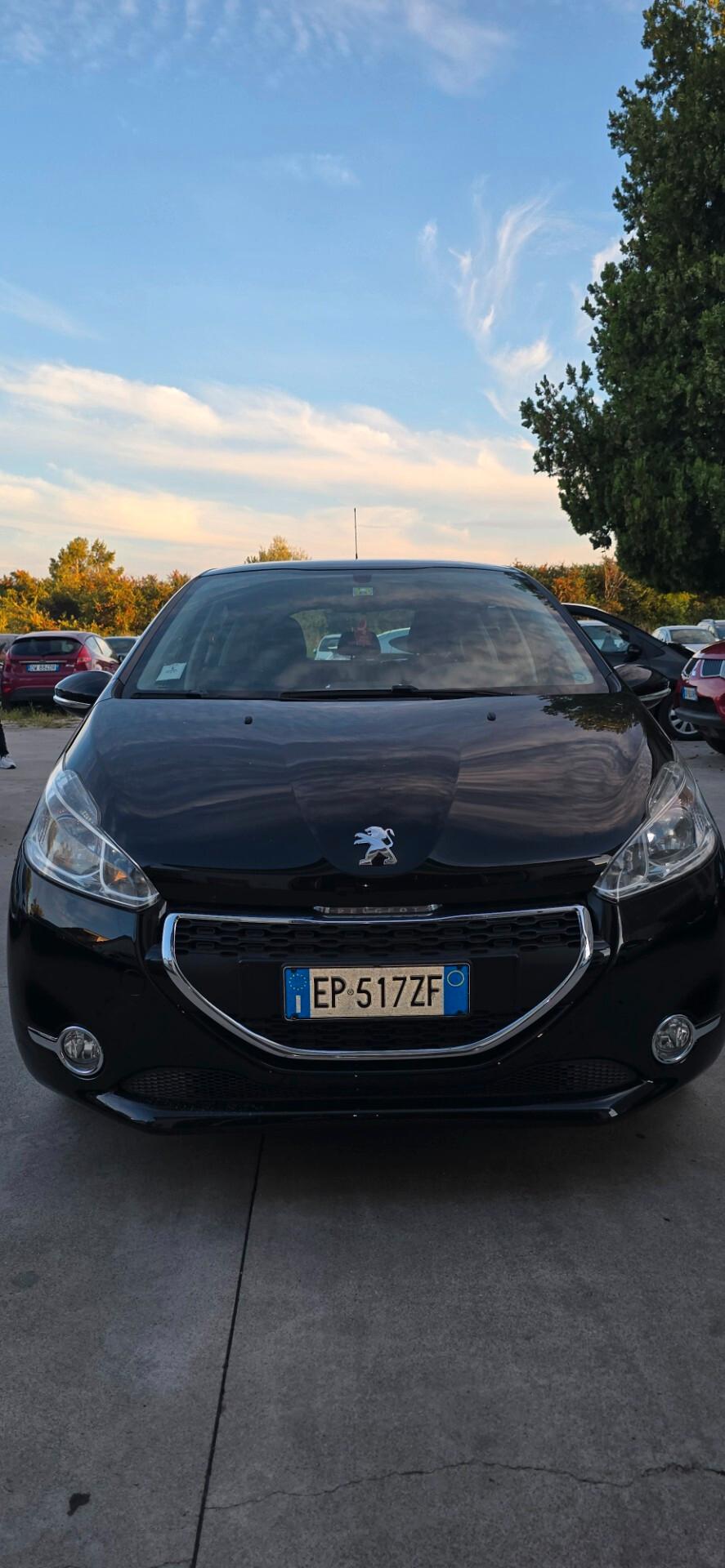 Peugeot 208 1.4 HDi 68 CV 5 porte Active
