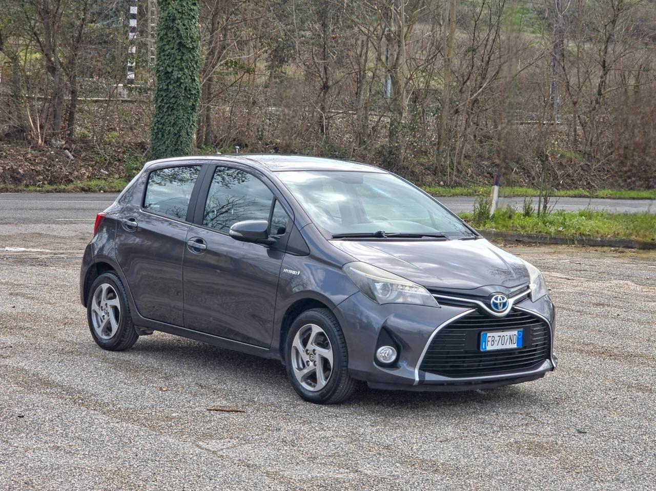 Toyota Yaris 1.5 Hybrid 5 porte Active 2015-E6B Automatico NEO