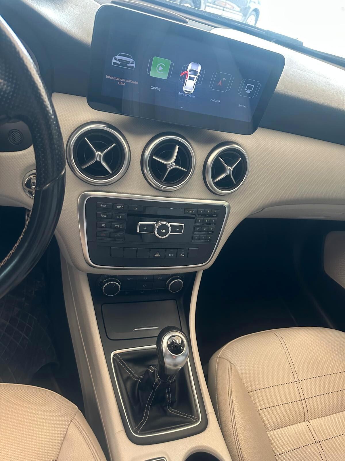 MERCEDES A180 PREMIUM INTERNI IN PELLE... FULL..