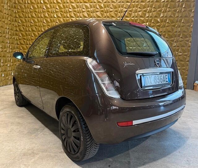 Lancia Ypsilon 1.2 Argento