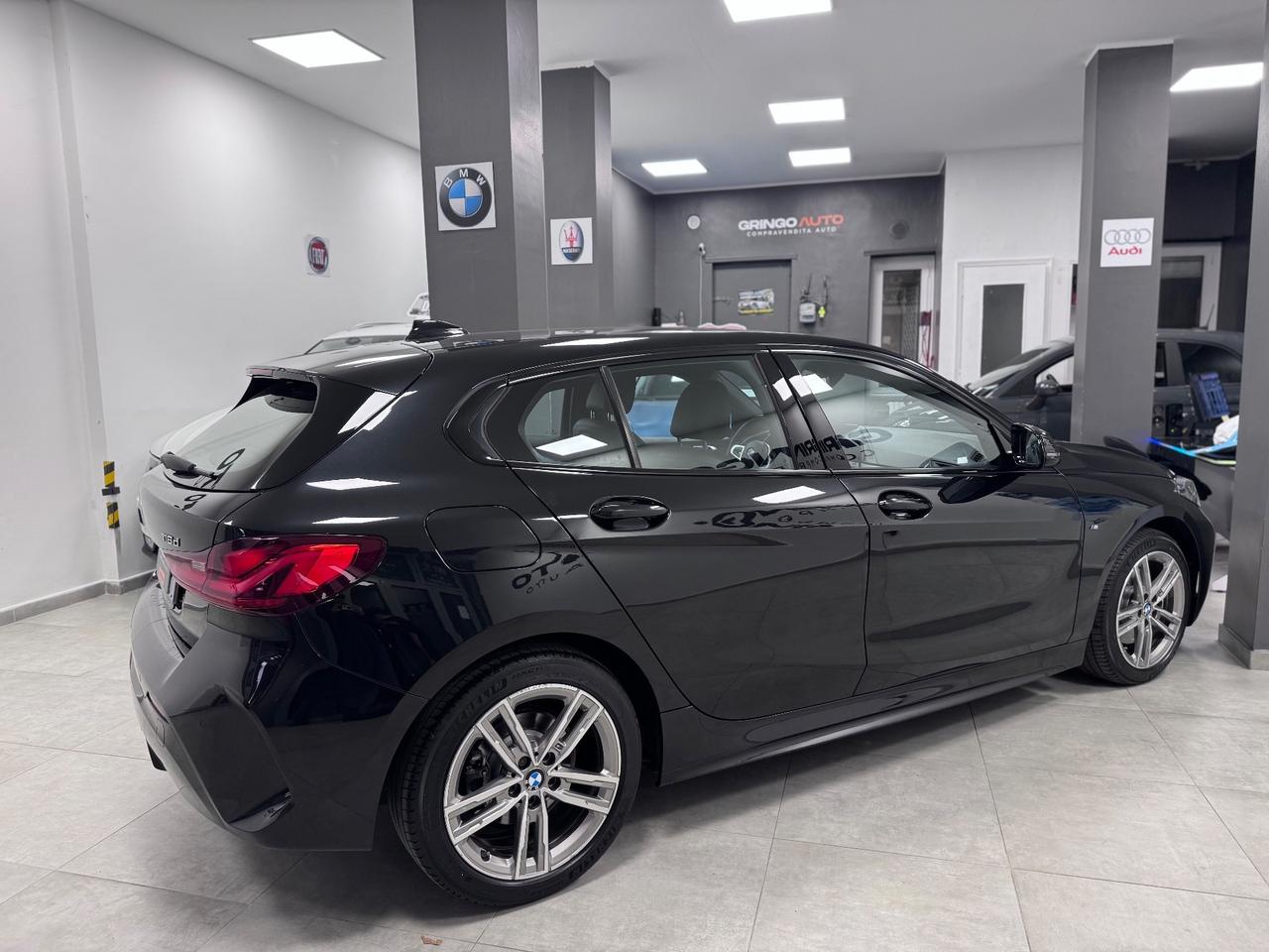 Bmw 116 116d 5p. Msport
