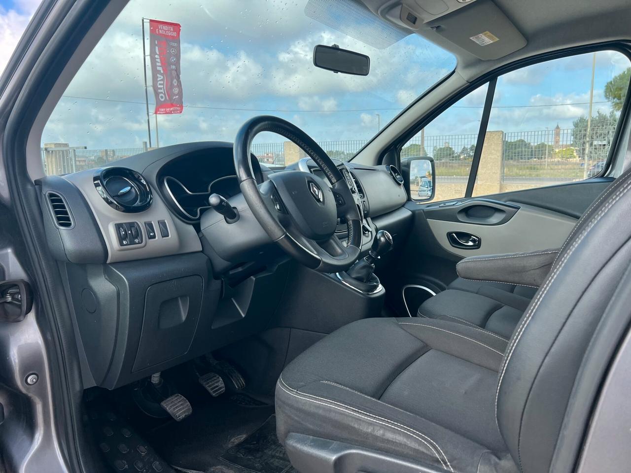 Renault Trafic 1.6 dCi 125CV 9 posti