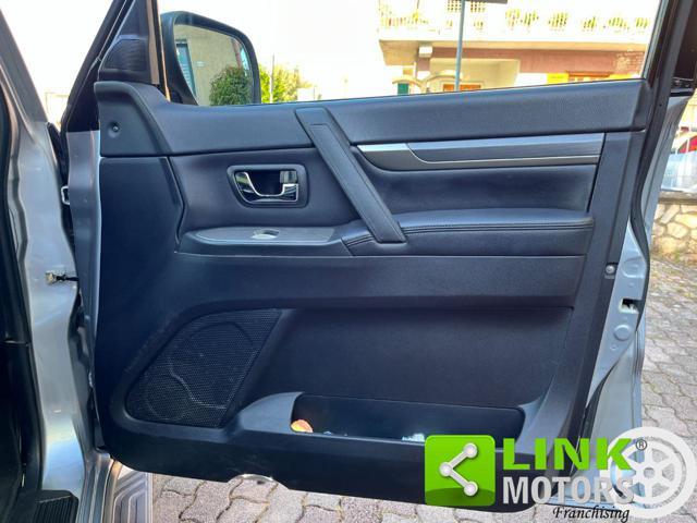 MITSUBISHI Pajero 3.2 DI-D 16V aut. 5p. Instyle DPF