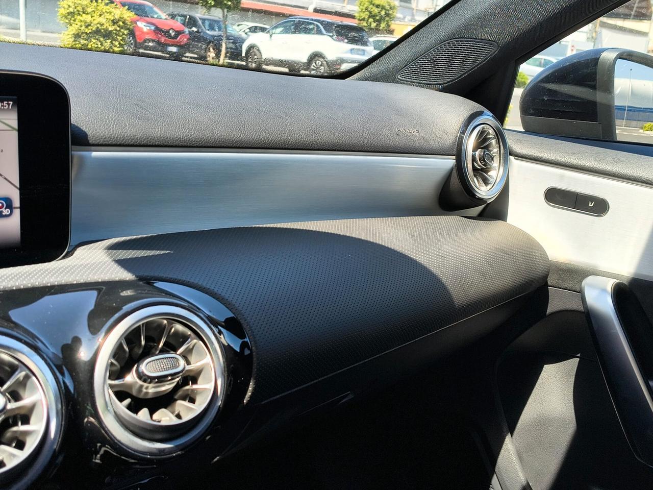 Mercedes-benz A 180 d Automatic AMG Line Premium