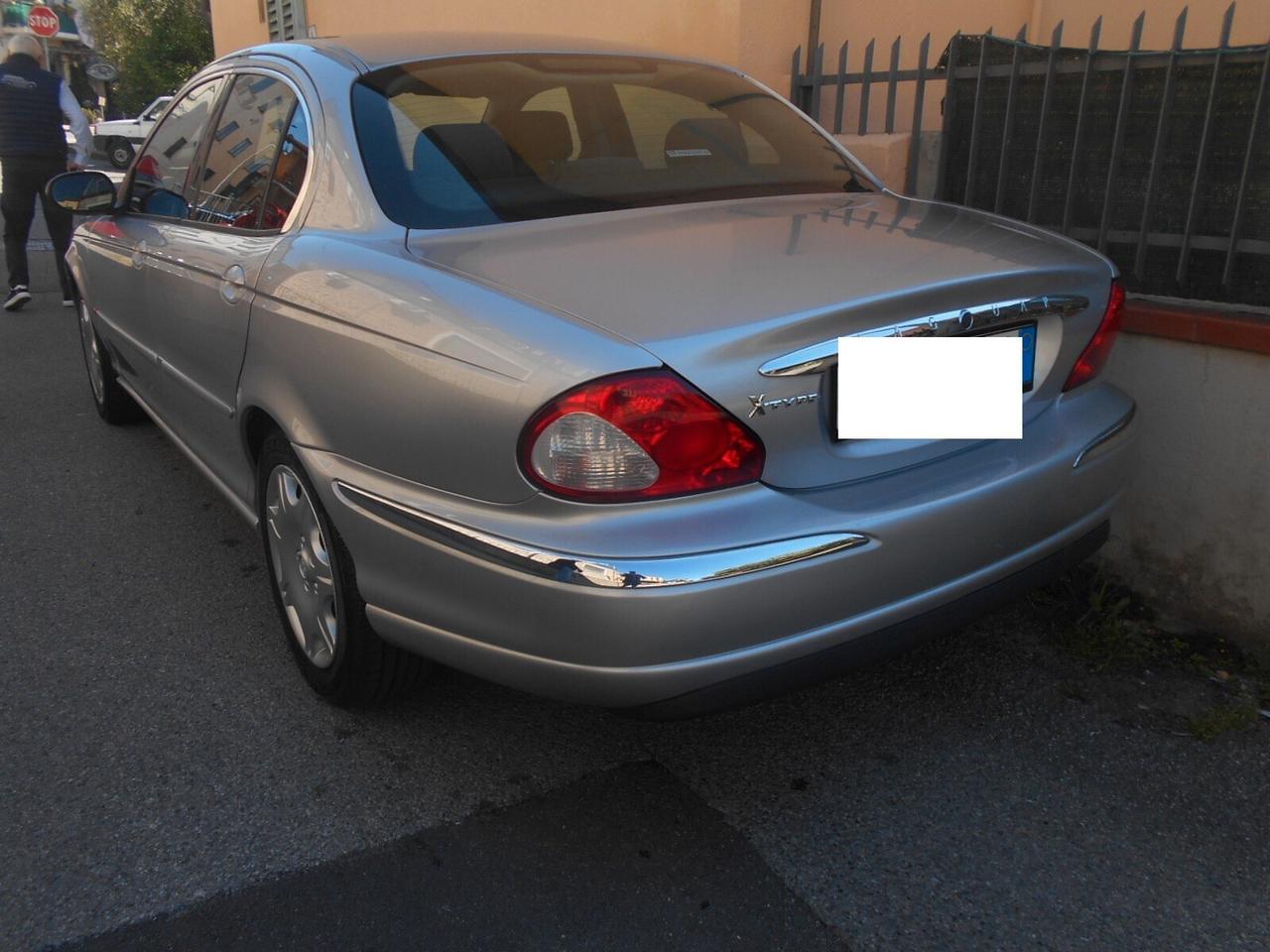 JAGUAR X TYPE