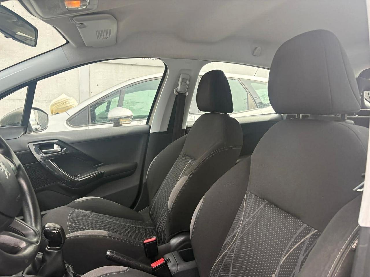 Peugeot 208 1.2 VTi 82 CV 5 porte Active