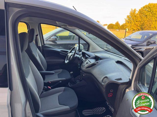 FORD Tourneo Courier 1.5 TDCI Plus ANCHE PER NEOPATENTATI