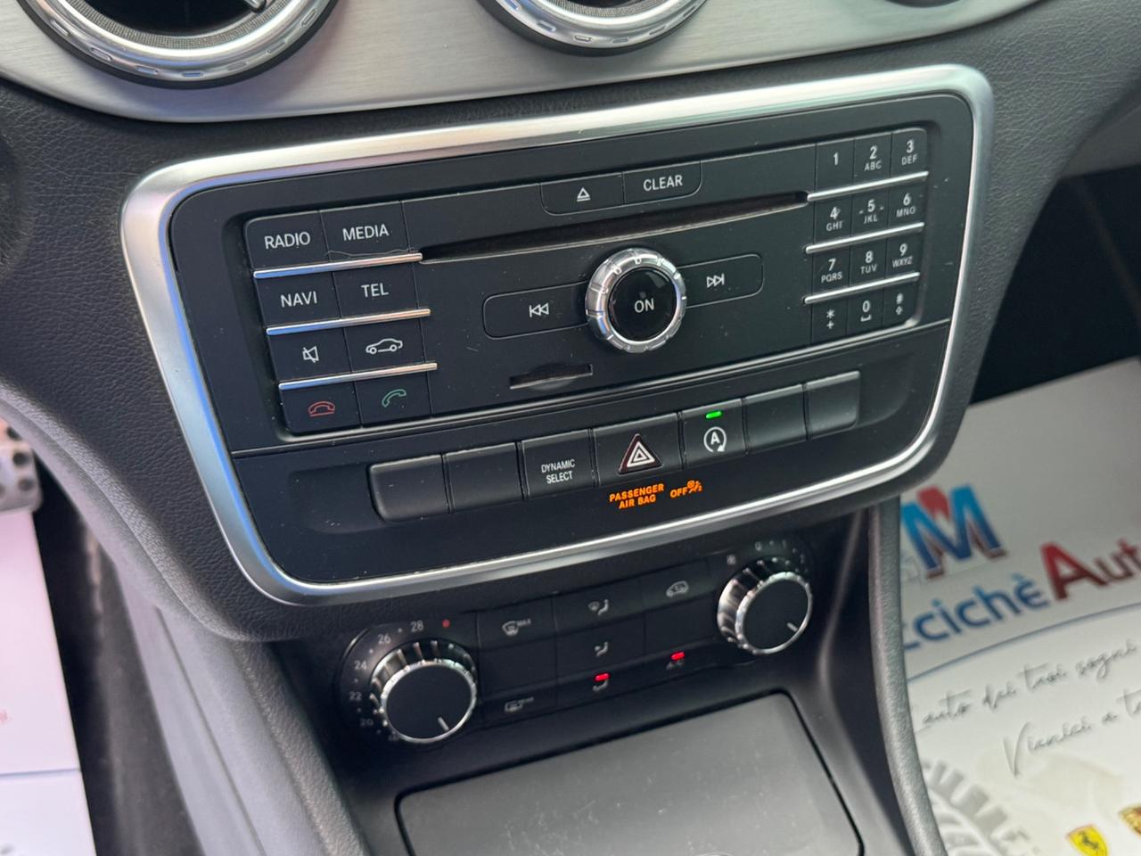 MERCEDES GLA 200D 136 CV PREMIUM PLUS 7G-TRONIC FULL