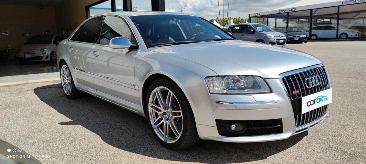 Audi A8 S8 5.2 V10 450cv. quattro tiptronic