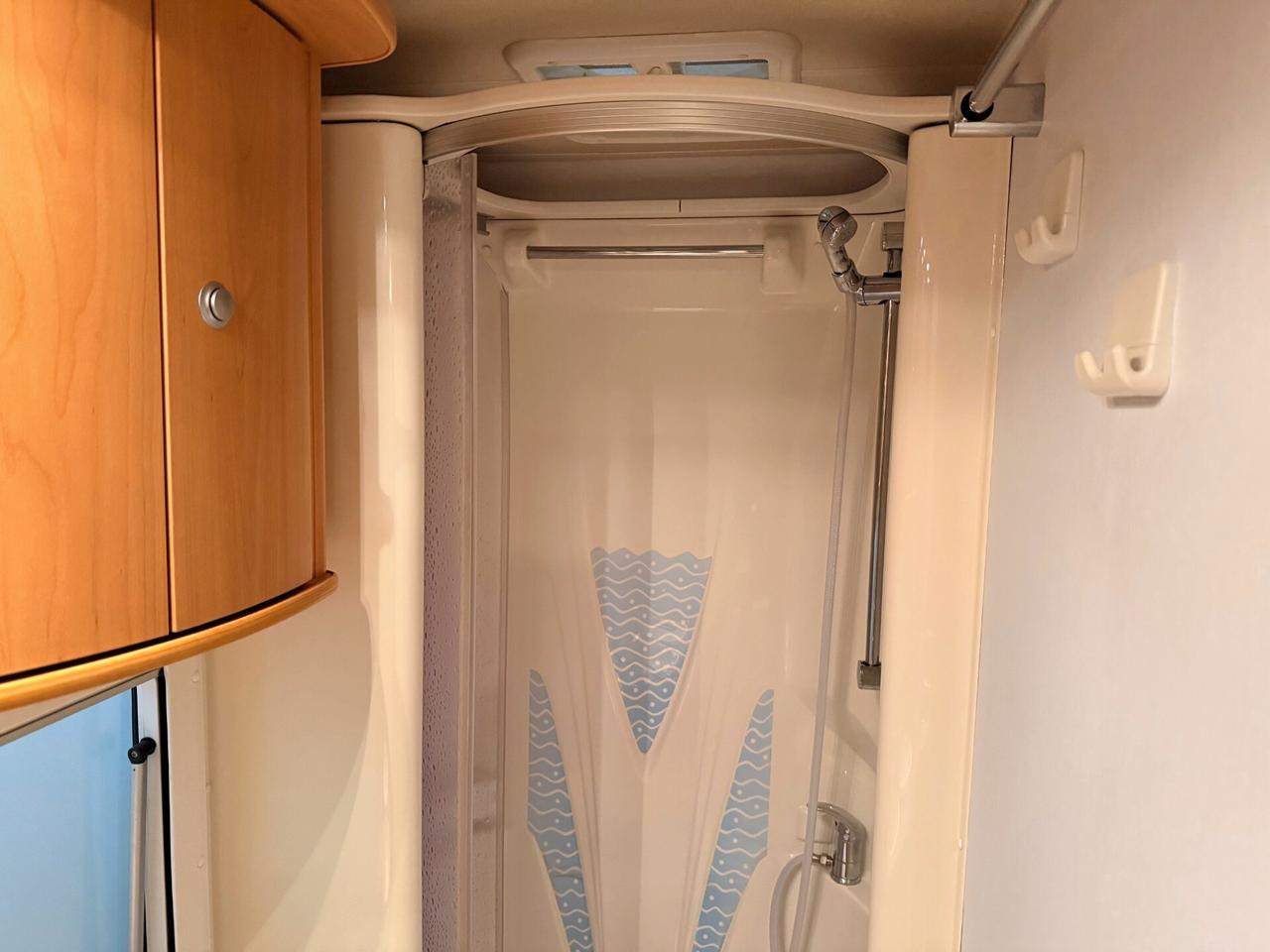 CAMPER CHALLENGER 133