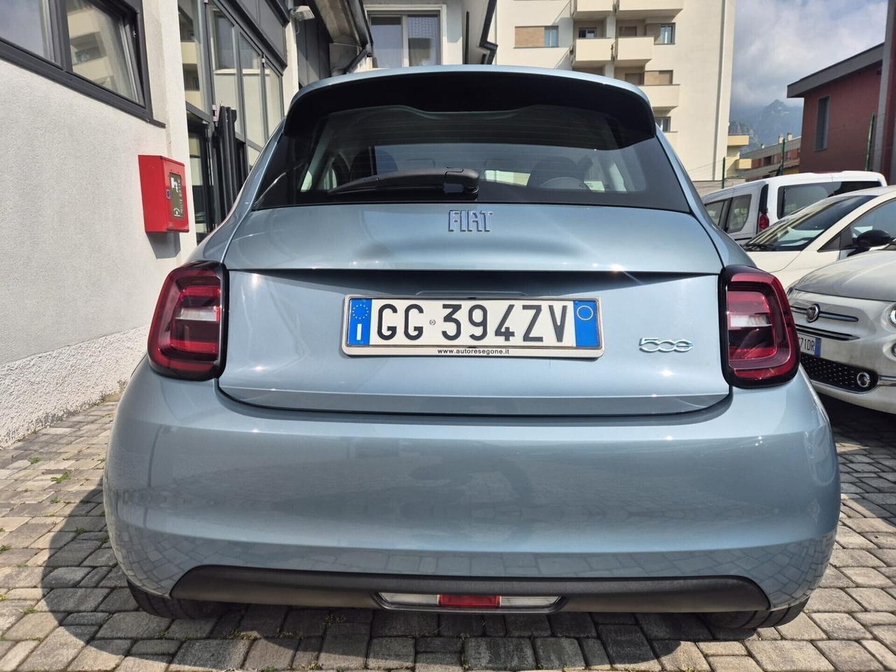 Fiat 500e 42 kWh Icon