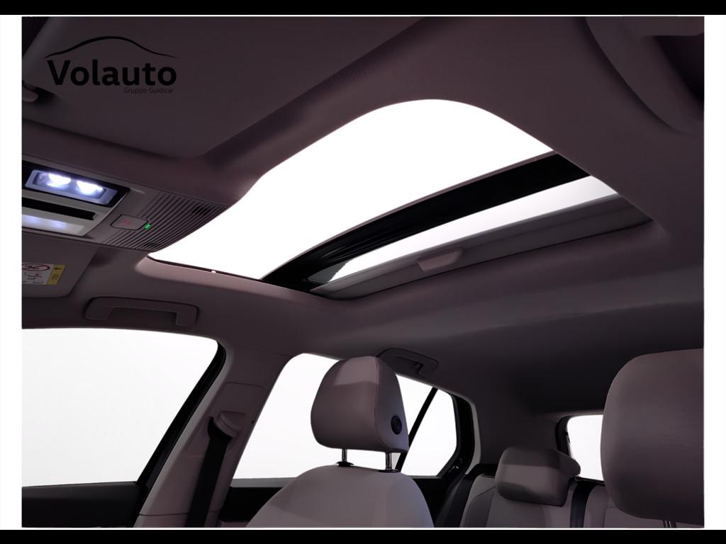 VOLKSWAGEN Golf VIII 2020 - Golf 1.5 etsi evo Life 130cv dsg