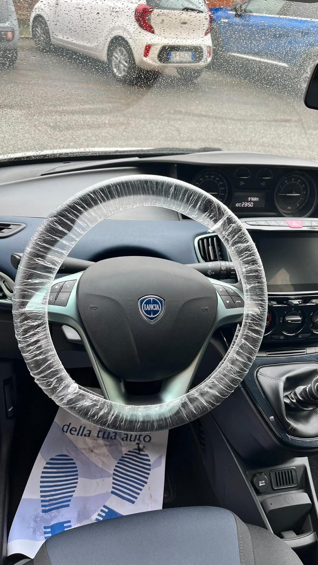 Lancia Ypsilon 1.0 2024 Platinum