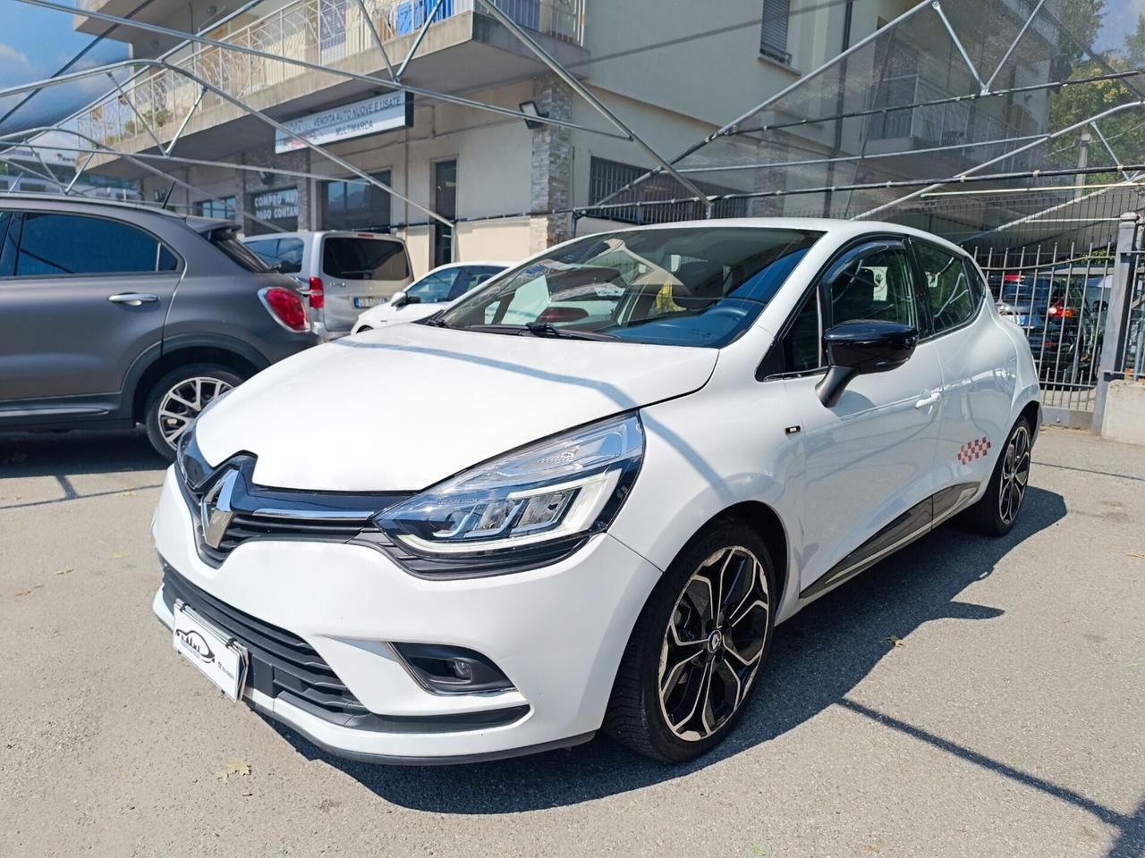Renault Clio dCi 8V 90 CV EDC 5 porte Moschino Zen