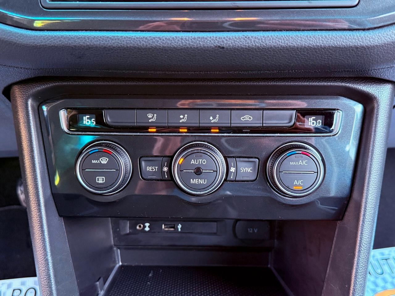 Volkswagen Tiguan 1.6 TDI 116CV CARPLAY - 2017