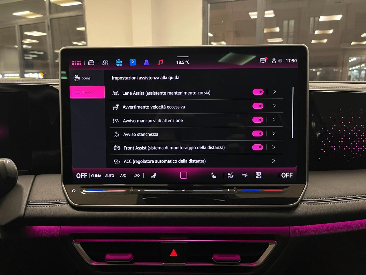 Volkswagen Tiguan 2.0 TDI 150cv SCR DSG R-Line