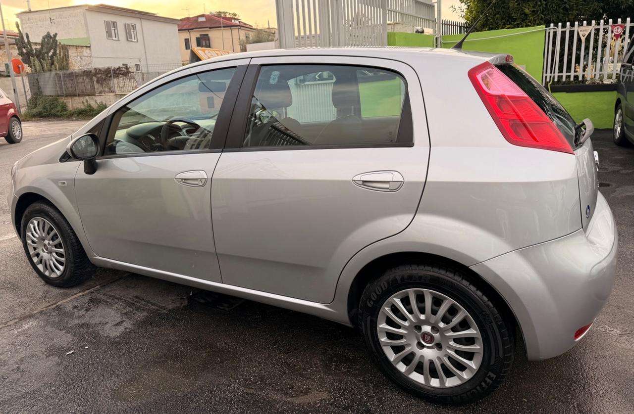 Fiat Punto STREET 1.2 8V km 140.000 Anno 2015