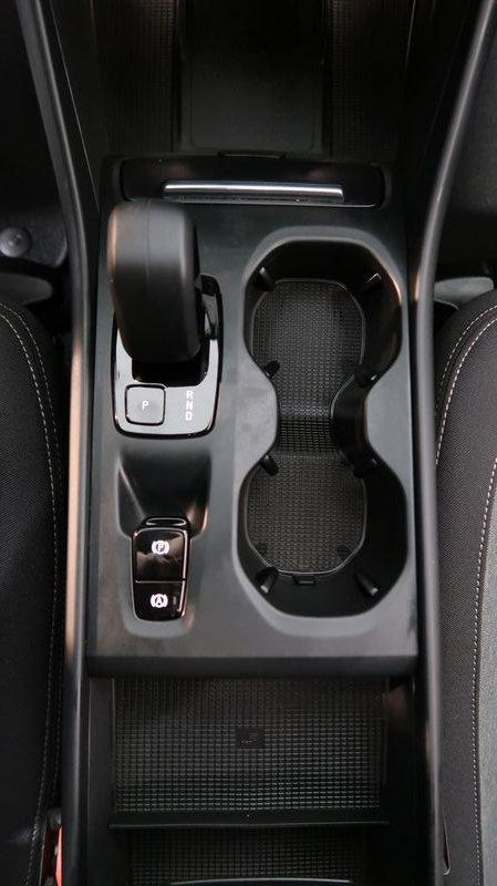 Volvo XC40 Recharge T4 Plug-in Hybrid auto Recharge Core