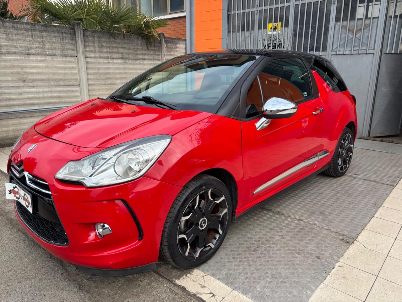 Ds DS3 DS 3 1.6 VTi 120 aut. Just Black gpl