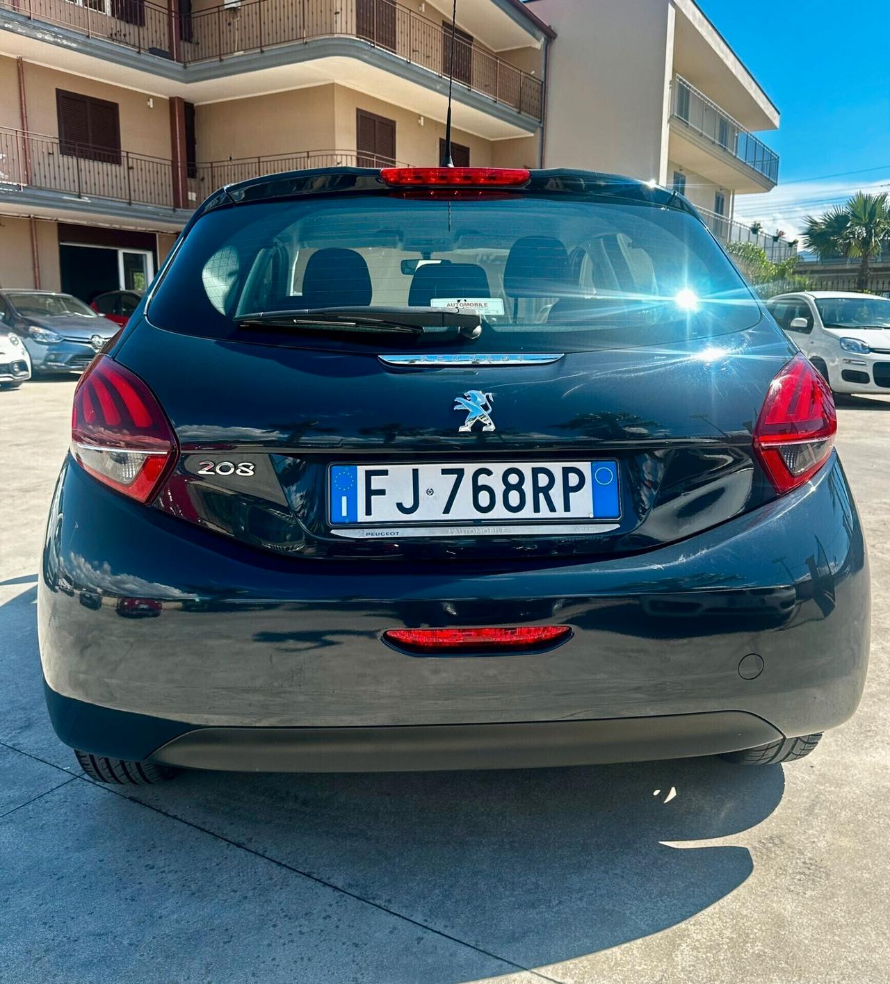Peugeot 208 BlueHDi 75 5 porte Allure