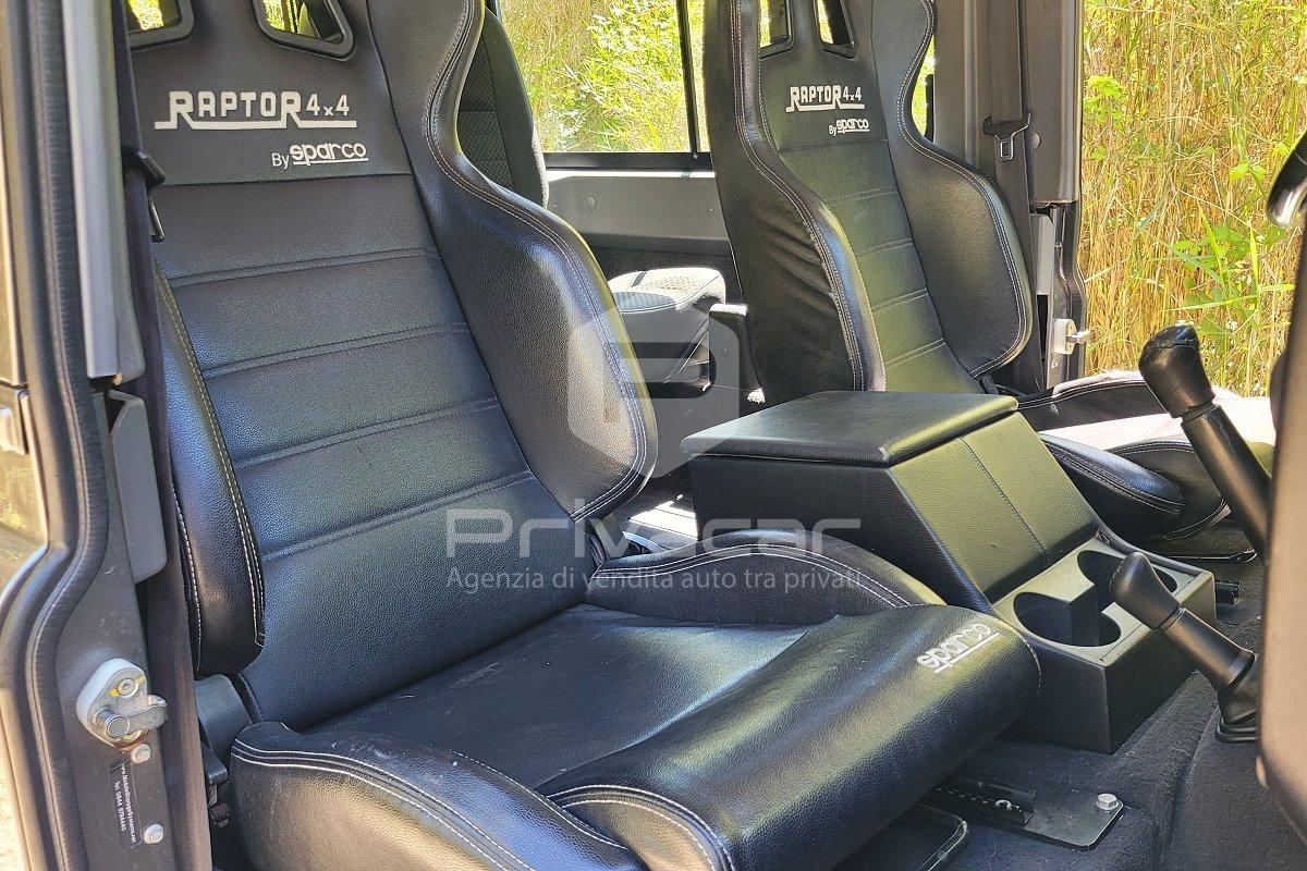 LAND ROVER Defender 90 2.4 TD4 Station Wagon S