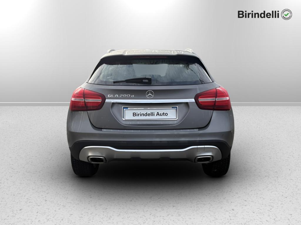 Mercedes-Benz GLA (X156) - GLA 200 d Automatic Sport