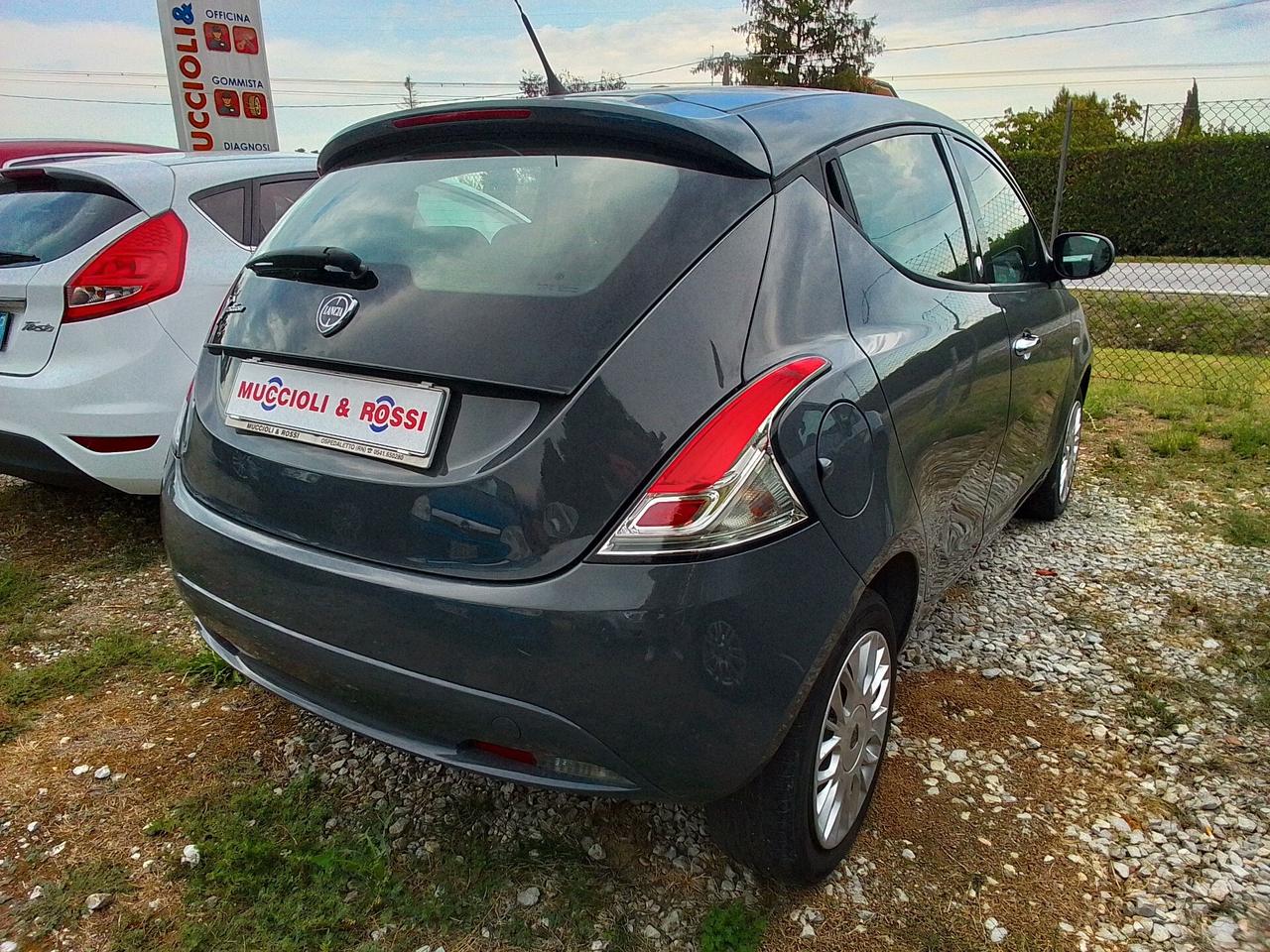 Lancia Ypsilon ECOCHIC 1.2 GPL 69cv