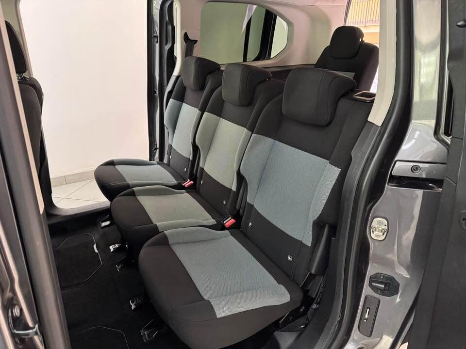 Citroen Berlingo XL 1.5 Diesel 130/CV 7 POSTI Shine