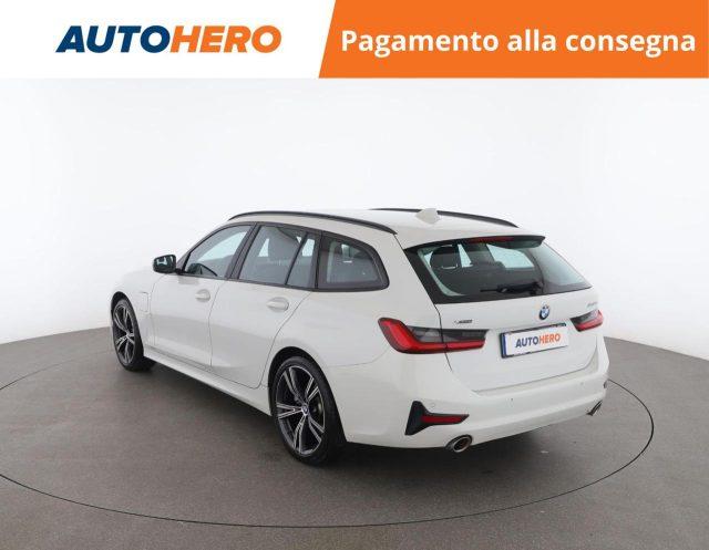 BMW 330 e xDrive Touring Business Advantage