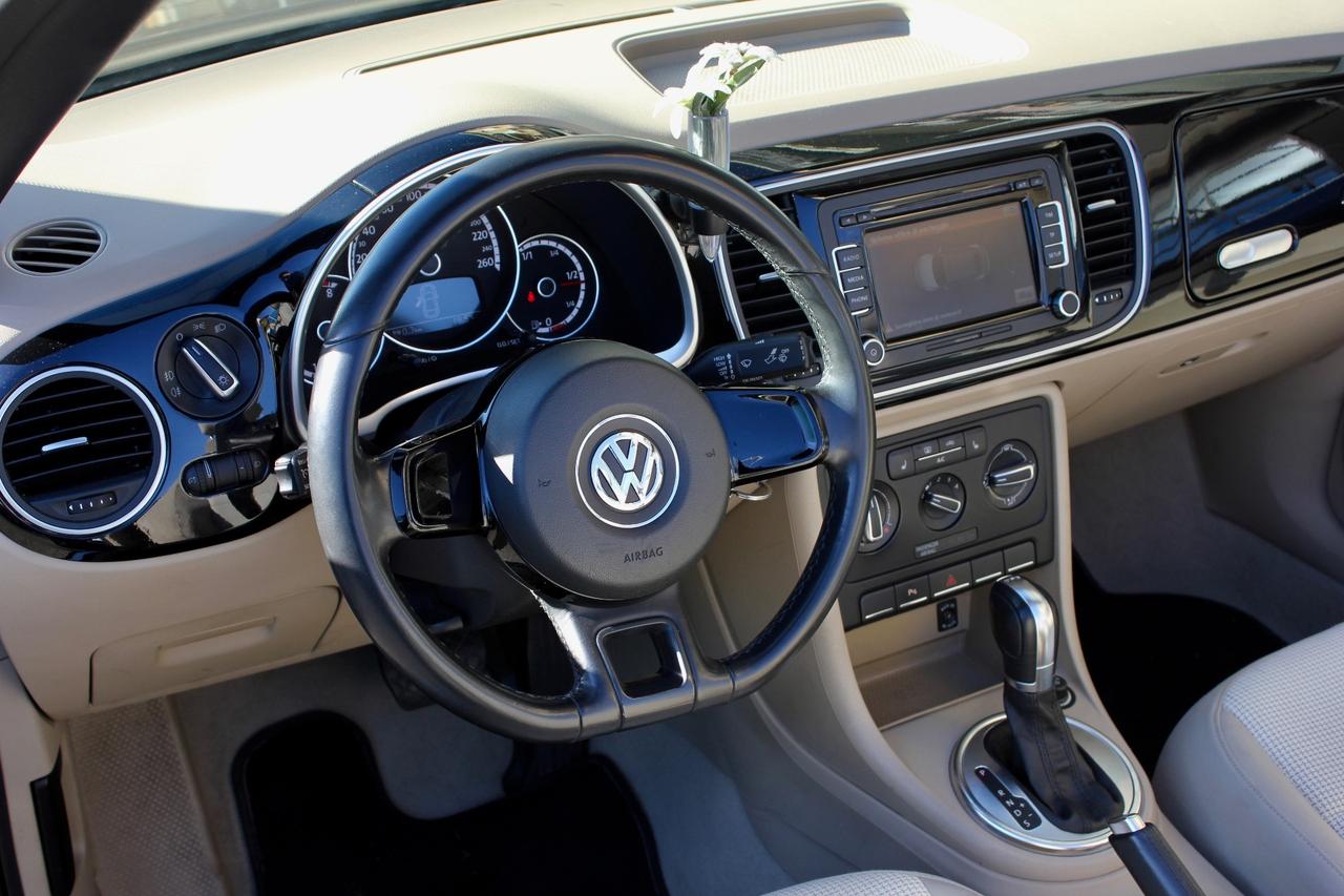 Volkswagen Maggiolino Cabrio 1.2 DSG TSI SENSORI DI PARCHEGGIO
