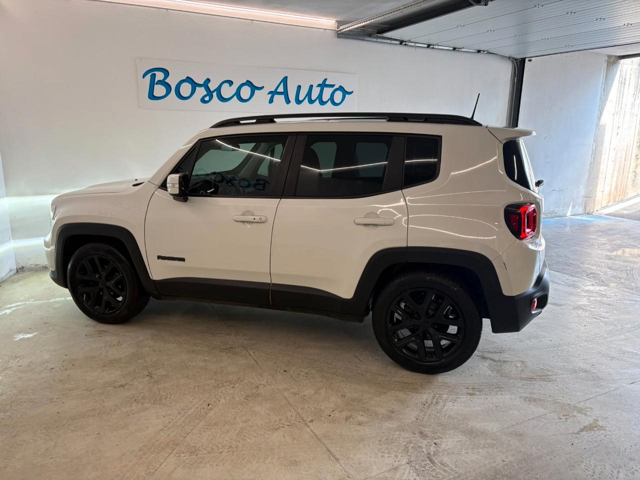 Jeep Renegade 1.6 Mjt 120 cv Night Eagle