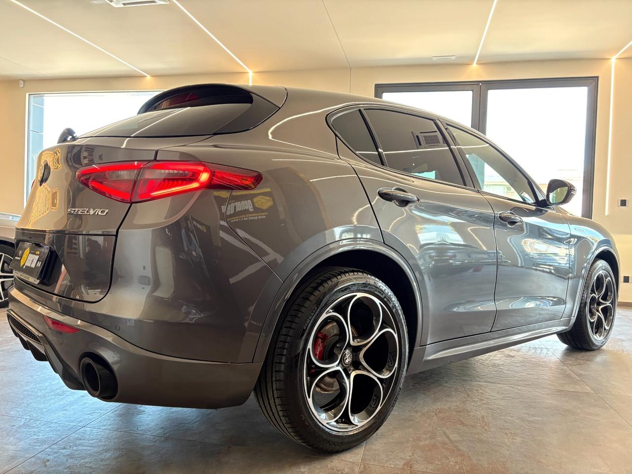 Stelvio 210CV AT8 Q4 Veloce Antisfondatura Repetti