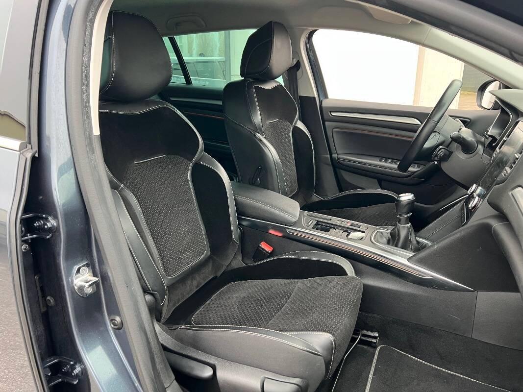 Renault Megane 1.5 dci energy Intens 110cv edc