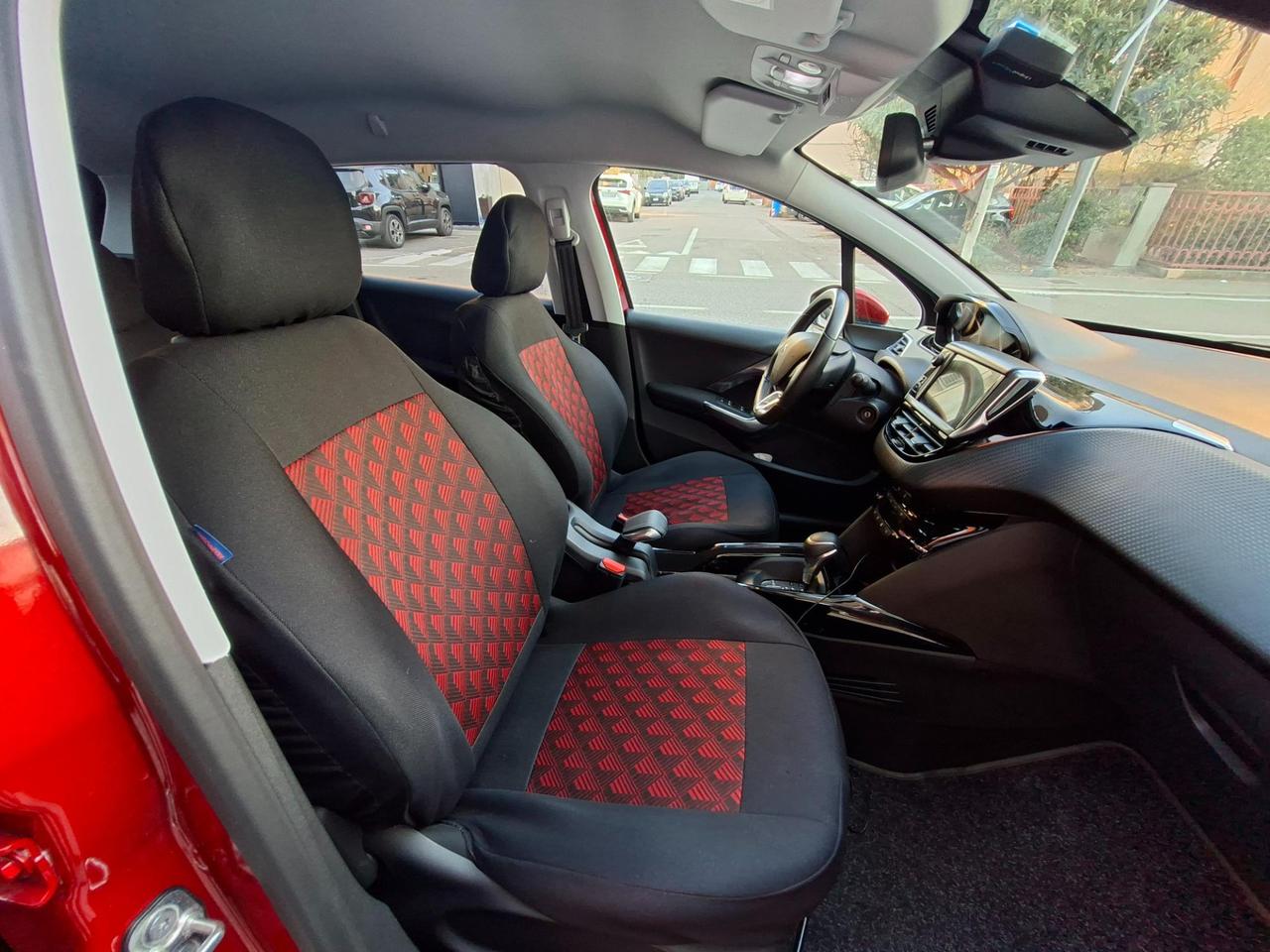 Peugeot 2008 2008 1.5 bluehdi Allure s&s 120cv eat6