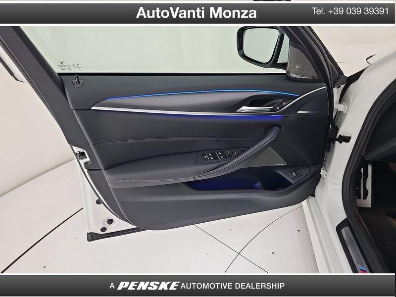 BMW Serie 5 530d 48V xDrive Touring Msport
