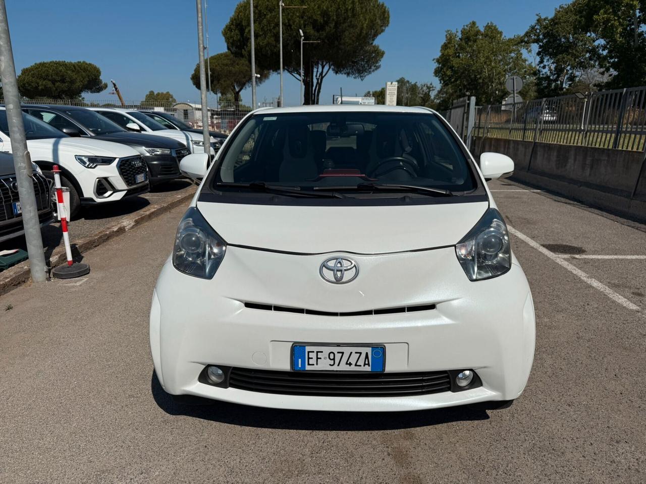 Toyota iQ 1.0 High Collection