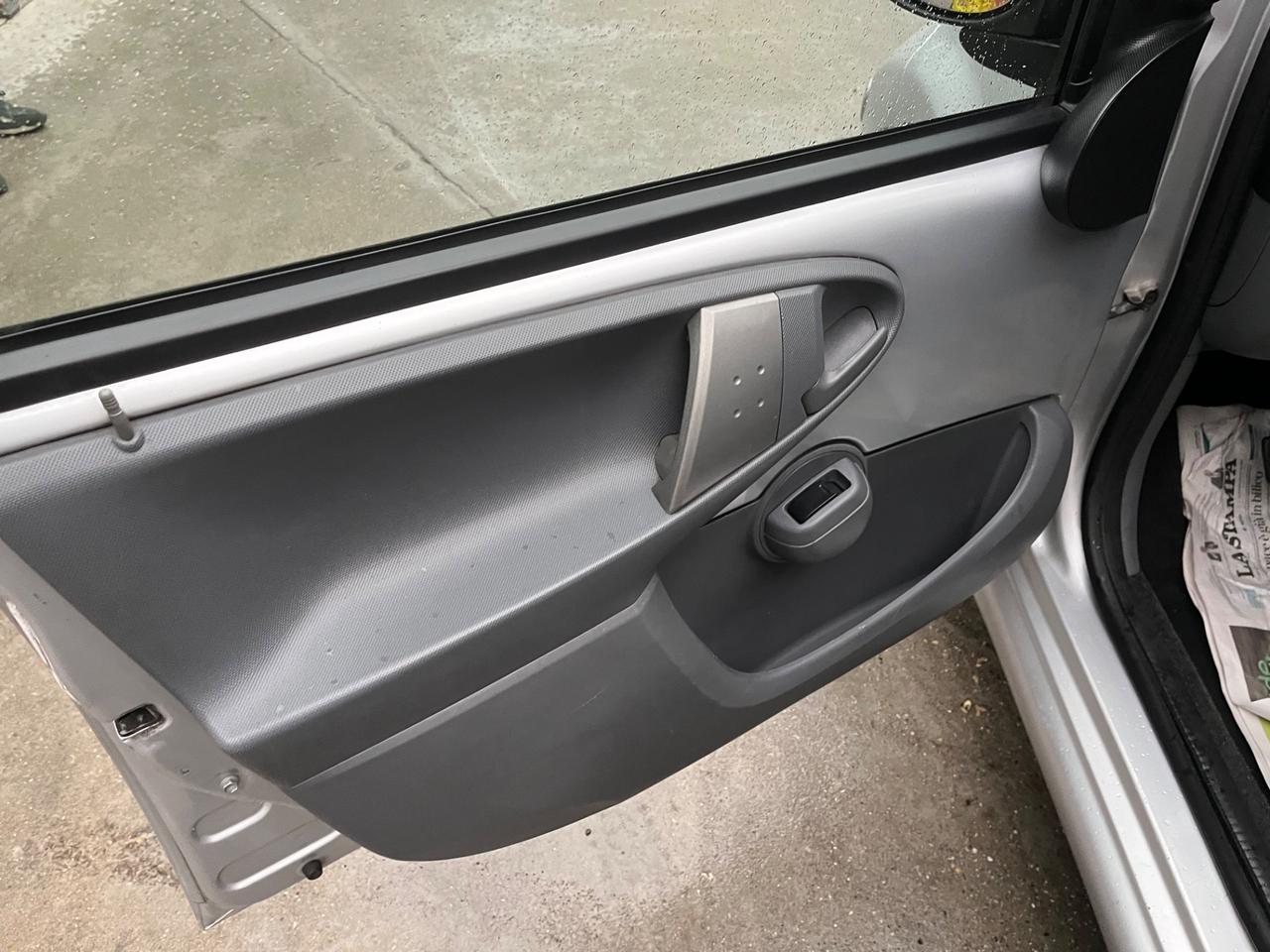 Toyota Aygo 1.0 12V VVT-i 5 porte Sol