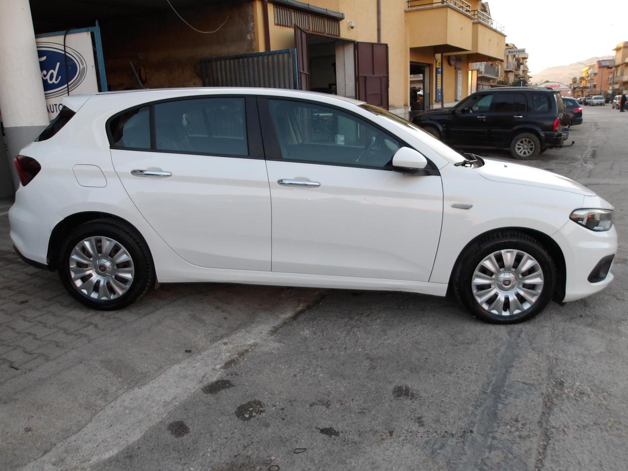 Fiat Tipo 5 Porte Tipo 5p 1.3 mjt Pop s&s 95cv