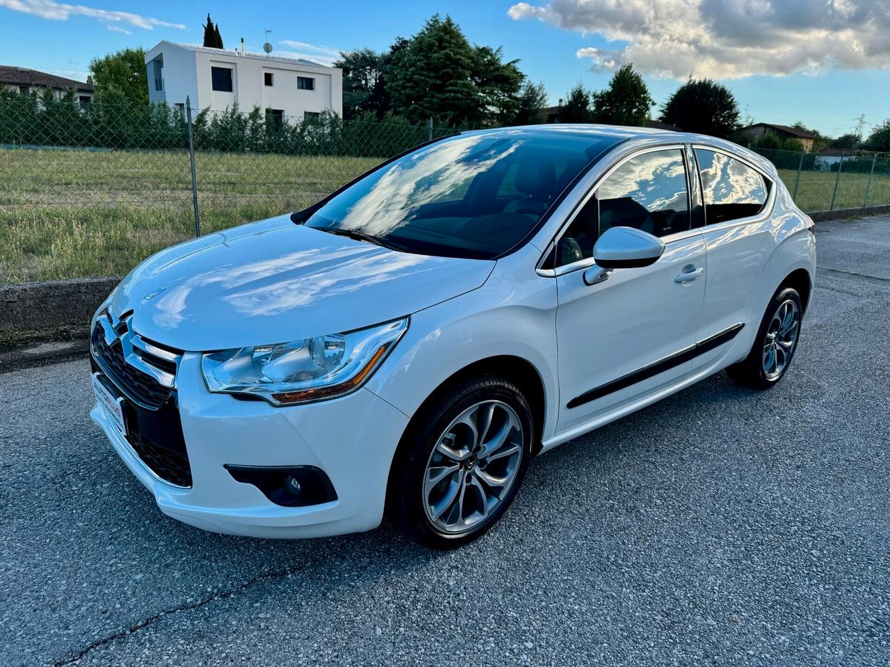 Ds DS4 DS 4 BlueHDi 120 SPORT Chic