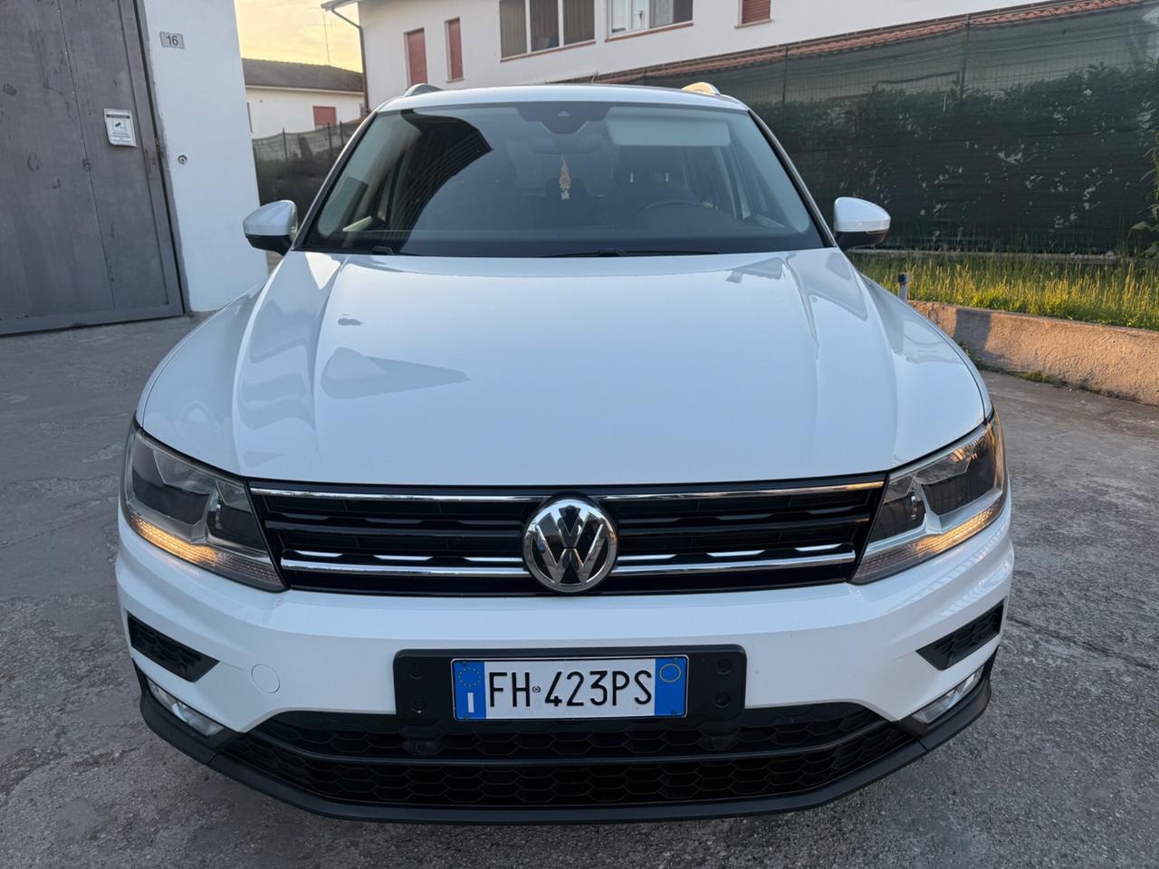 Volkswagen Tiguan 1.6 TDI KM CERTIFICATI 88800 NEW