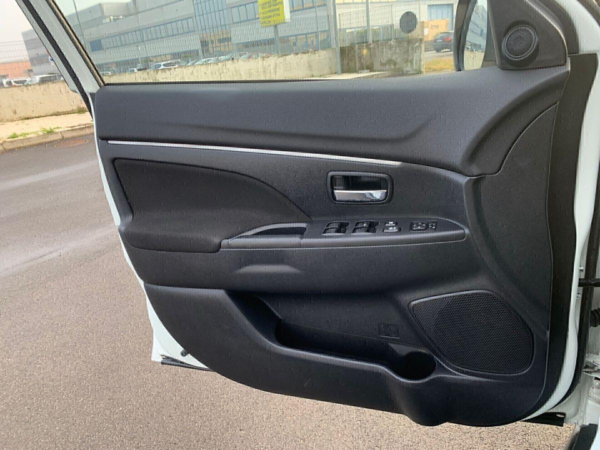 MITSUBISHI - ASX - 1.8 DI-D 150 CV 4WD Intense Panor.